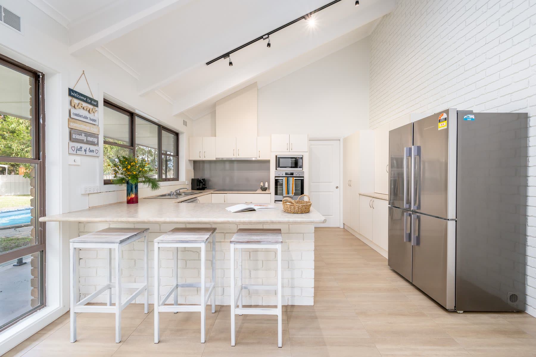 105 Laws Drive, Kialla, photo 6 of 10