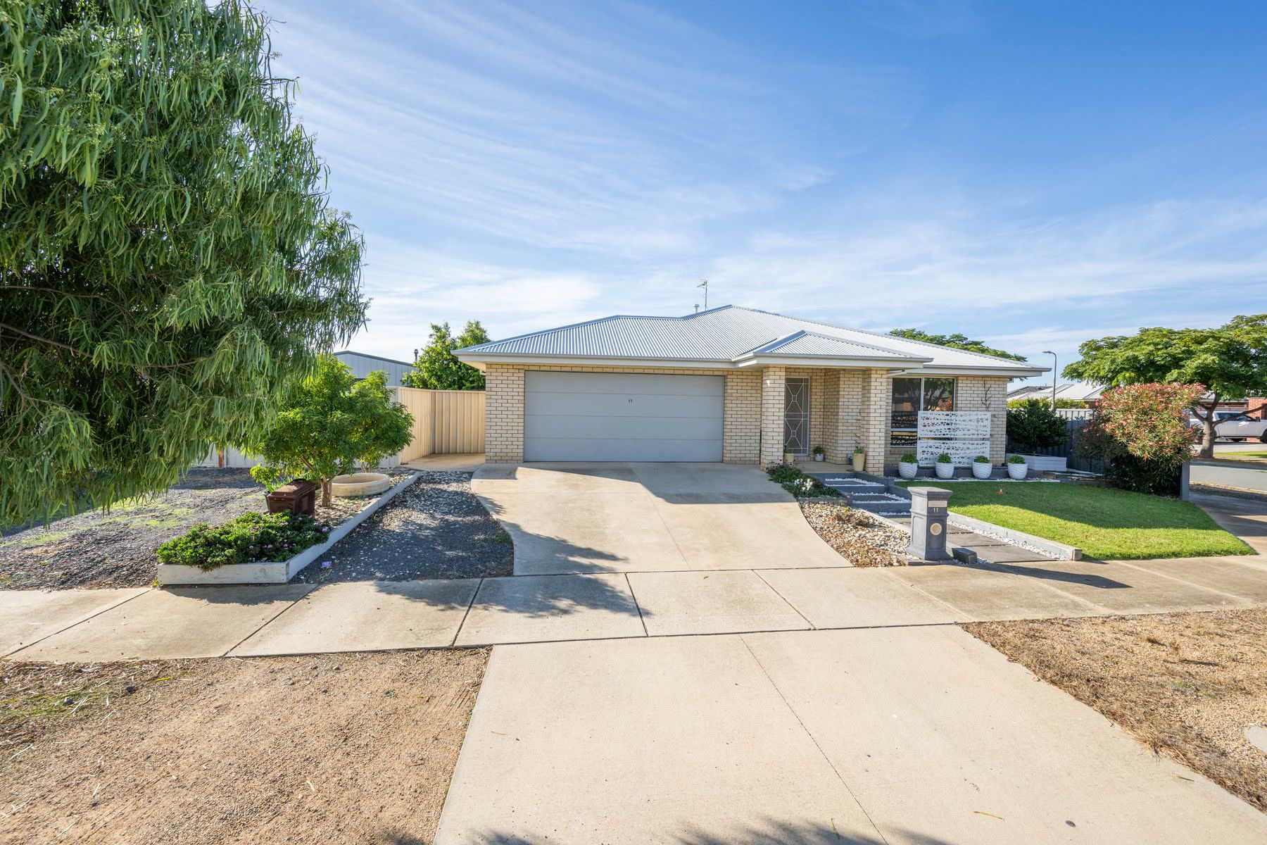11 Crusader Avenue, Mooroopna, photo 2 of 10