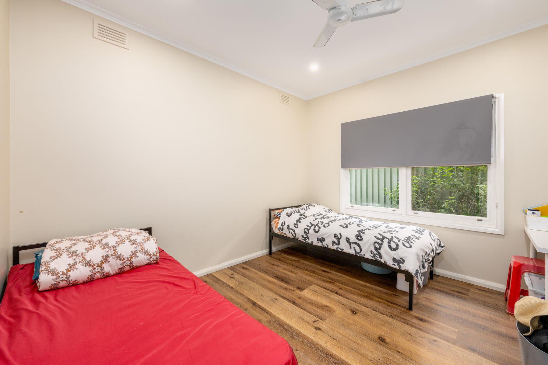 33 Echuca Road, Mooroopna, photo 5 of 10