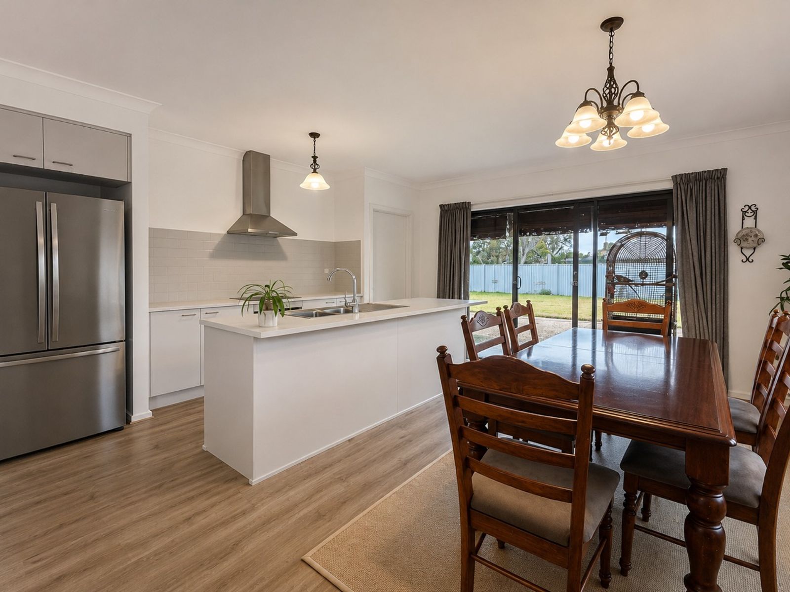 8 Beek Street, Katamatite, photo 4 of 10